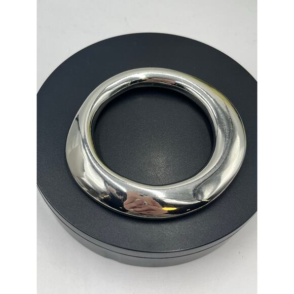 Ben-Amun Designer Handcrafted Large Silver Sculpted Polished Slip On Bangle - Picture 8 of 9